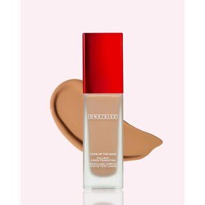 ONE/SIZE Patrick Starrr Turn up the Base Waterproof Foundation Medium Dark 35NEW